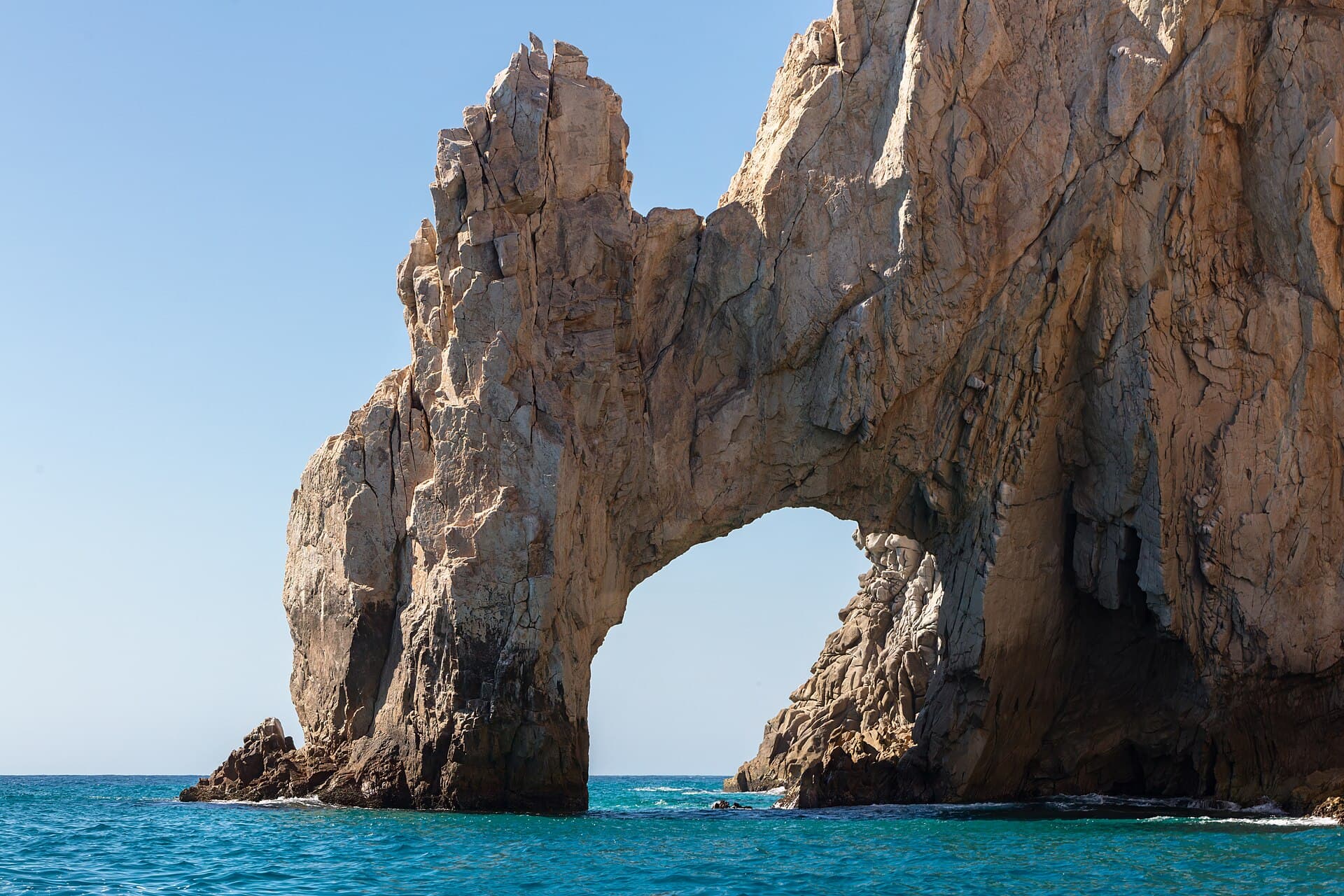 El Arco, the famous stone arch at Land's End in Cabo San Lucas